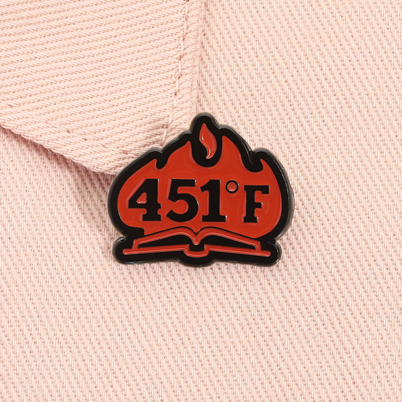 Fahrenheit 451 Book Enamel Pin - Science Buddies recensie en prijs