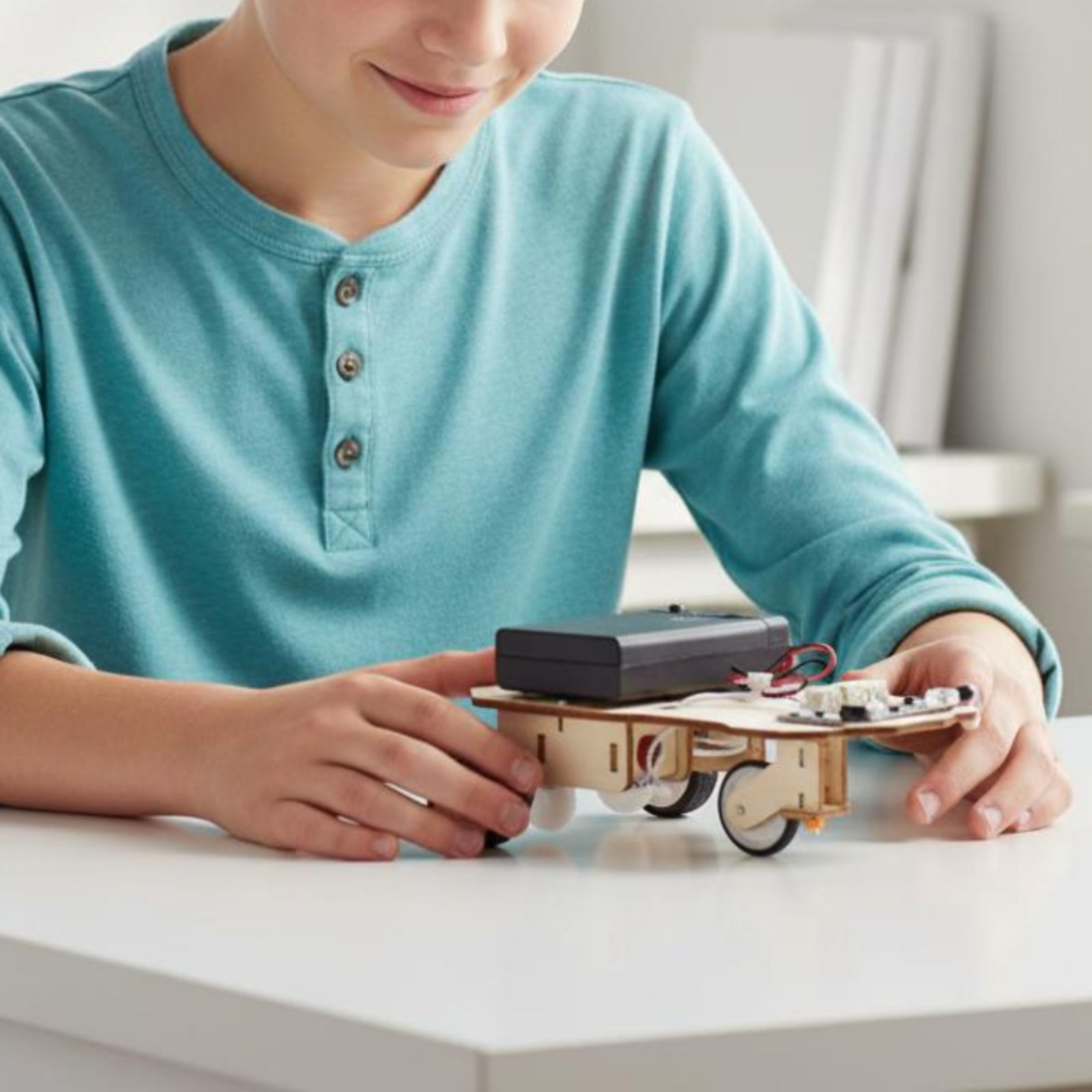 Wooden Intelligent Vehicle Kit - Science Robotics recensie en prijs
